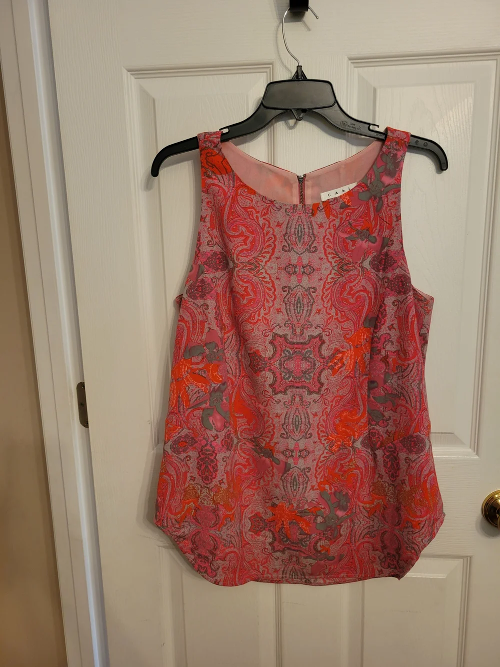 CAbi Pink & Orange Paisley Sleeveless Shell Top
